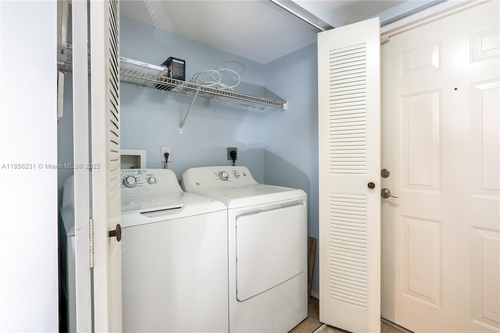 VILLA DEL SOL CONDO - Residential Lease