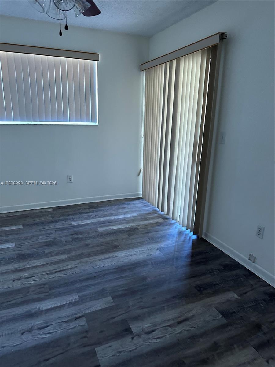 KEYS GATE CONDO NO FOUR - Residential