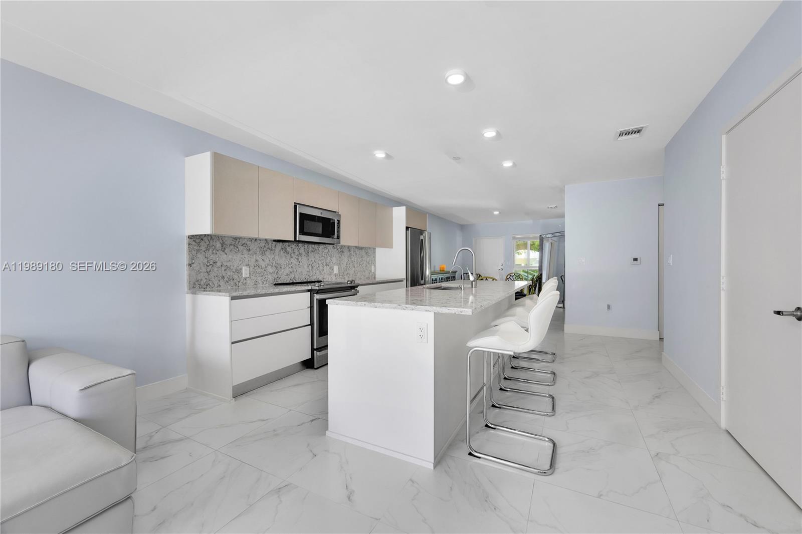 RIVERWOOD - Residential