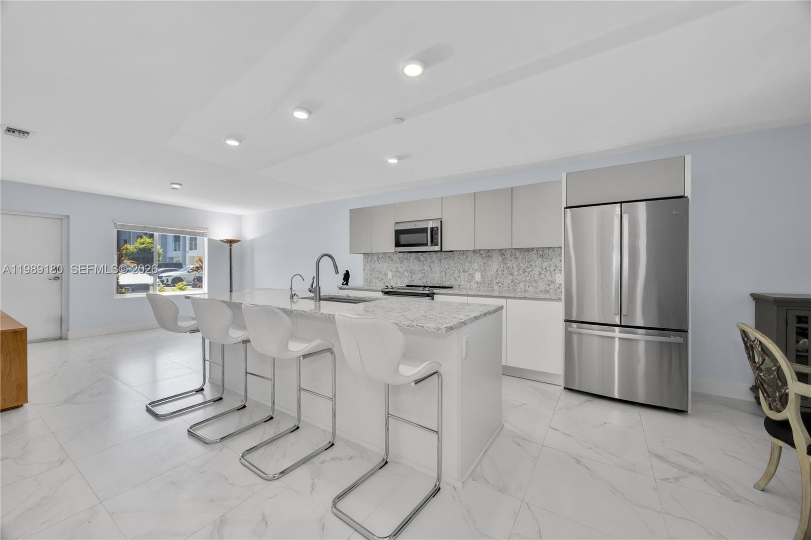 RIVERWOOD - Residential