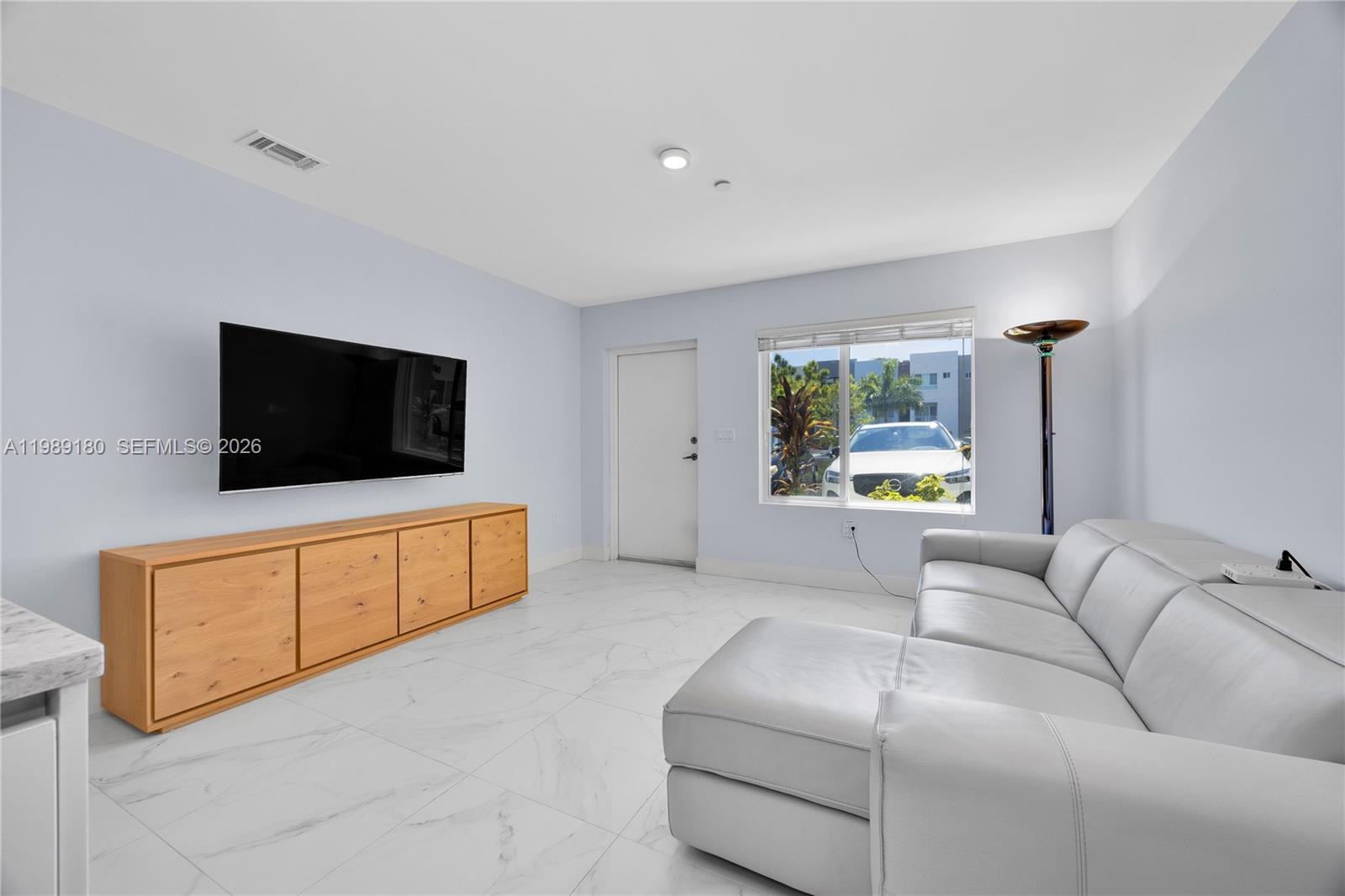 RIVERWOOD - Residential