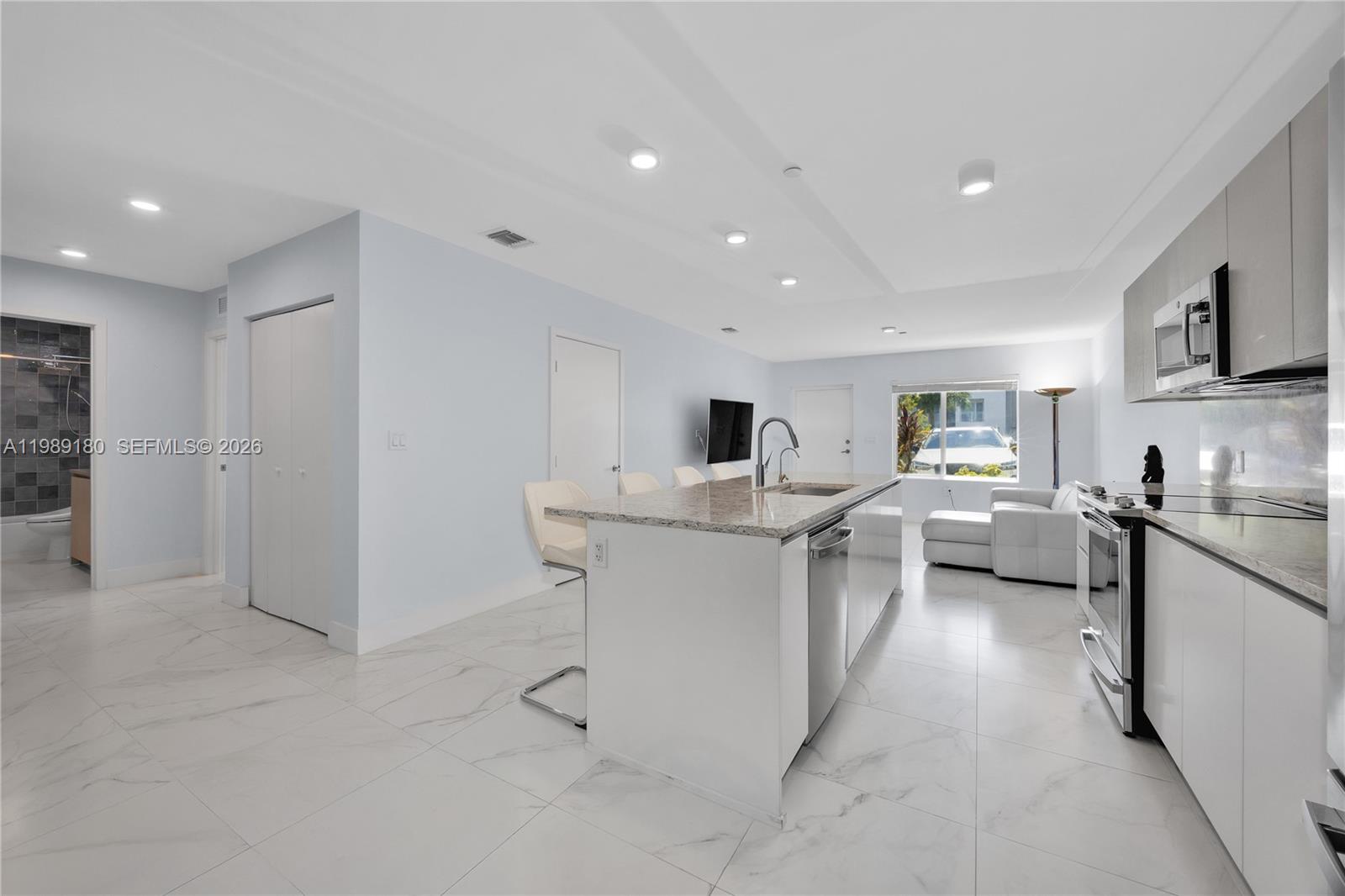 RIVERWOOD - Residential