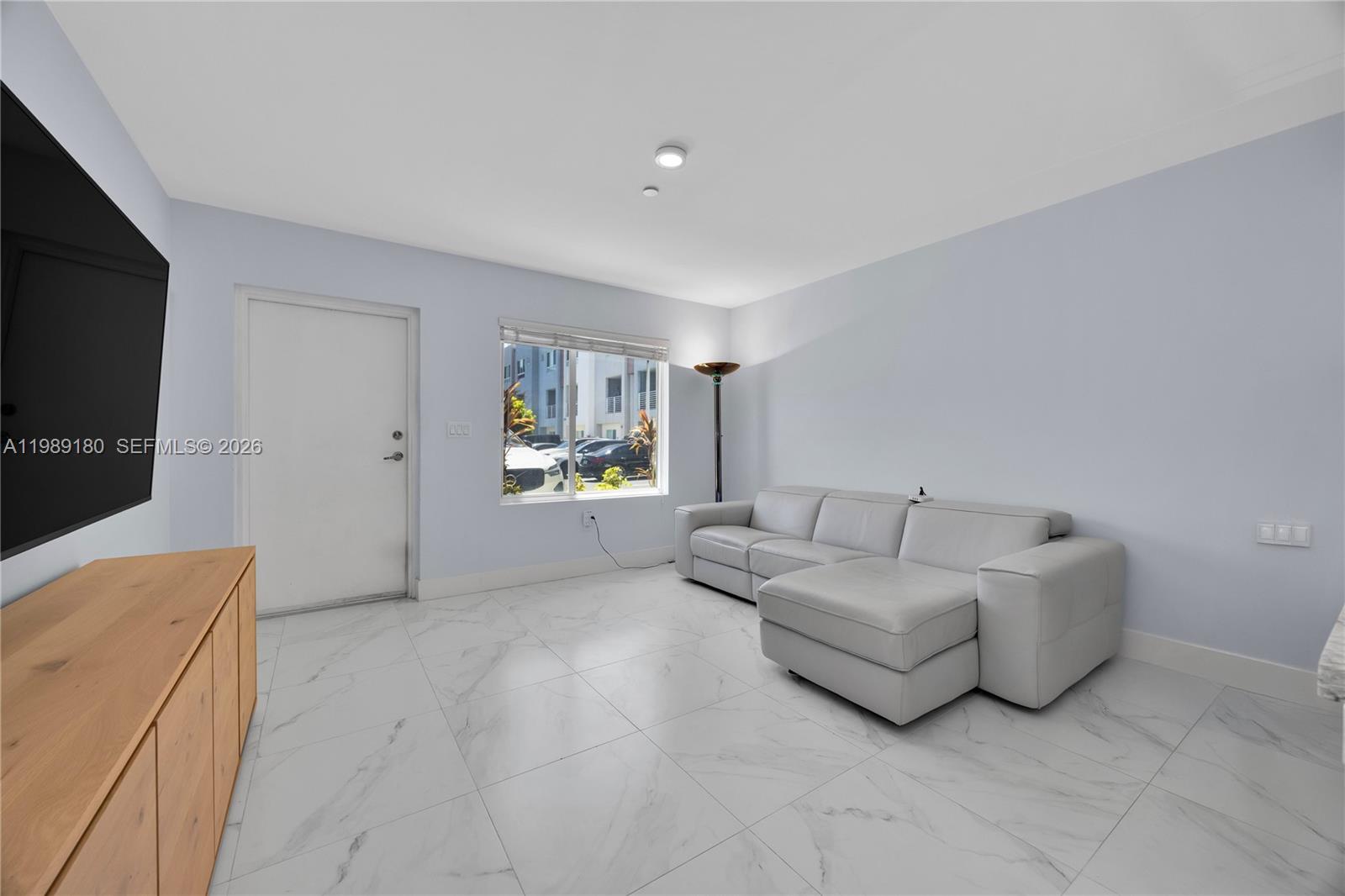 RIVERWOOD - Residential