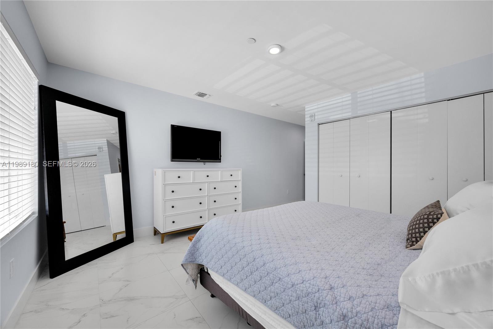 RIVERWOOD - Residential