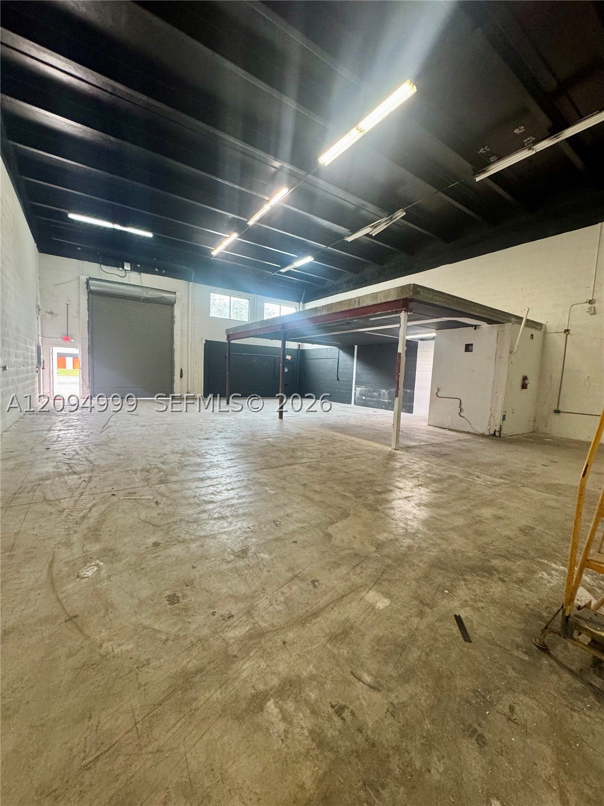 8450 NW 30th Ter 8450