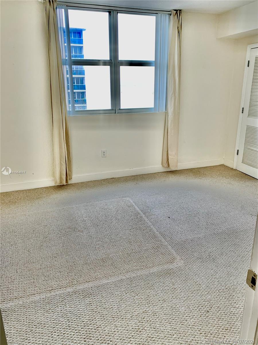 TREASURES ON THE BAY II C - Residential Lease