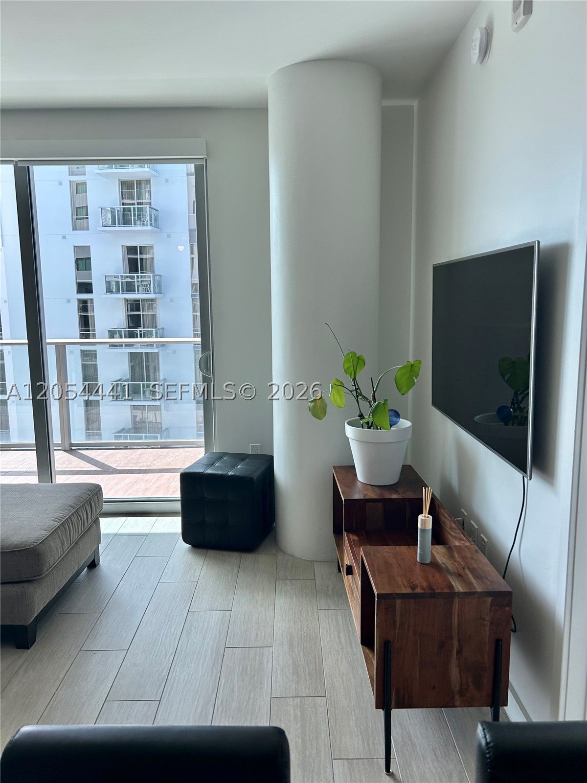 1600 SW 1st Ave 812