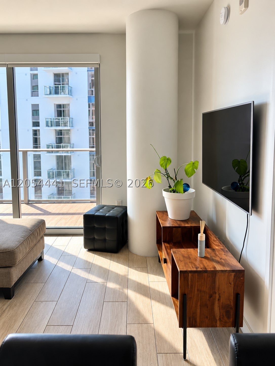 1600 SW 1st Ave 812
