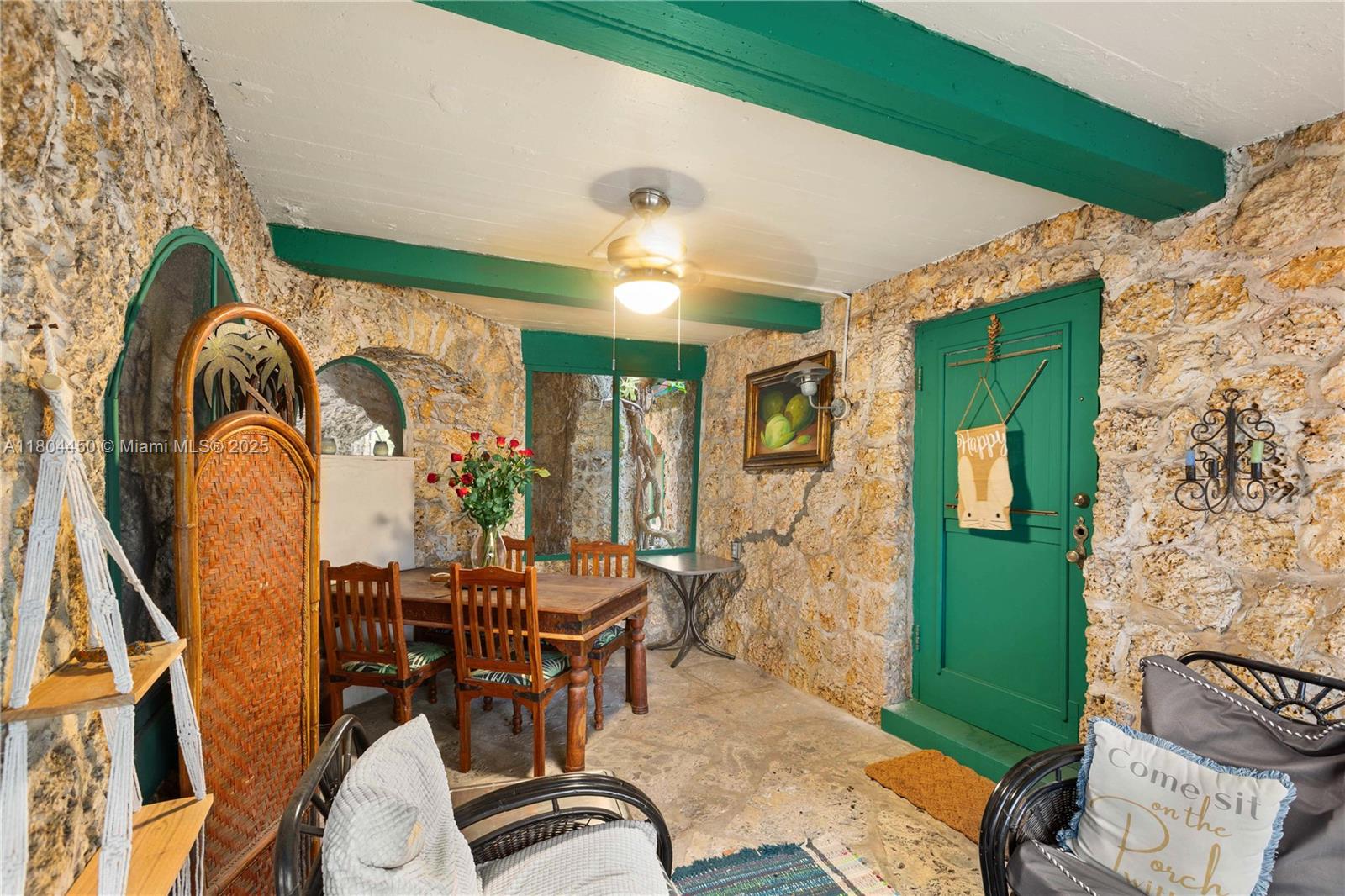 1301 Milan Ave 1, Coral Gables, Broward County, Florida - 1 Bedrooms  
1 Bathrooms - 