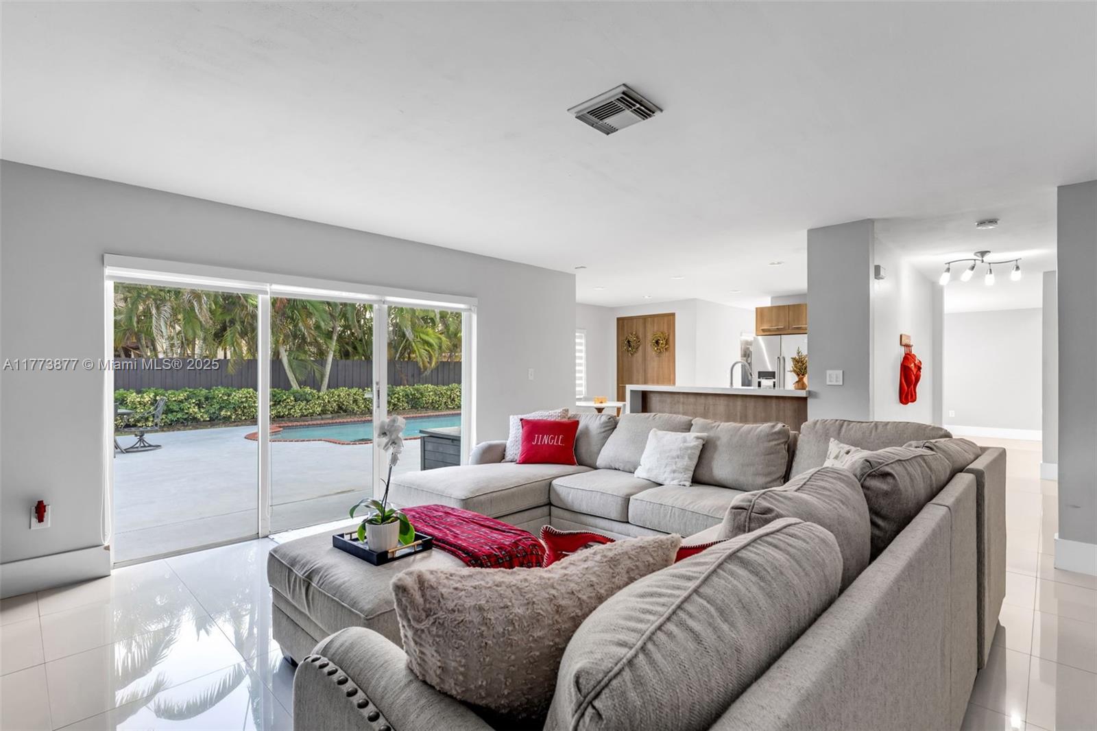 LAGUNA PONDS SEC 2 - Residential