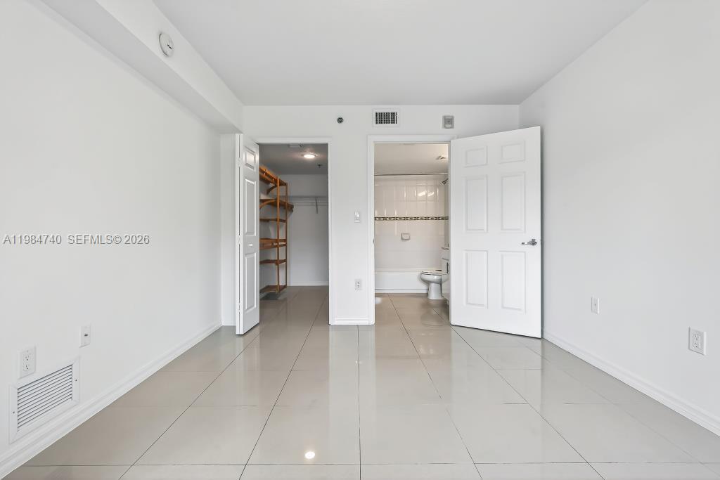 RIVER RUN SOUTH CONDO - Residential