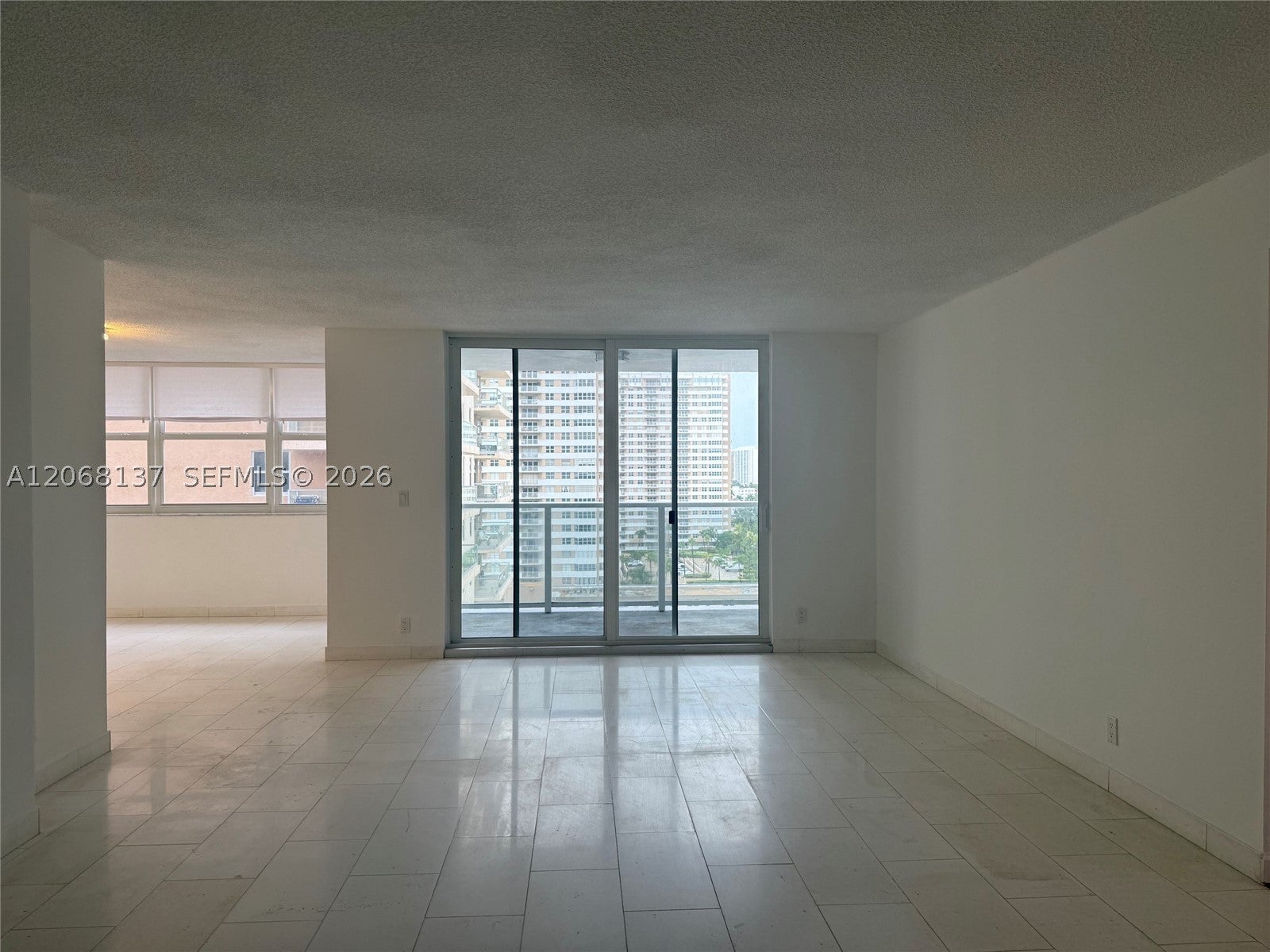 1904 S Ocean Dr 1206