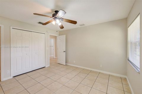 Single Family Residence in Fort Pierce FL 7902 Pacific Ave Ave 19.jpg