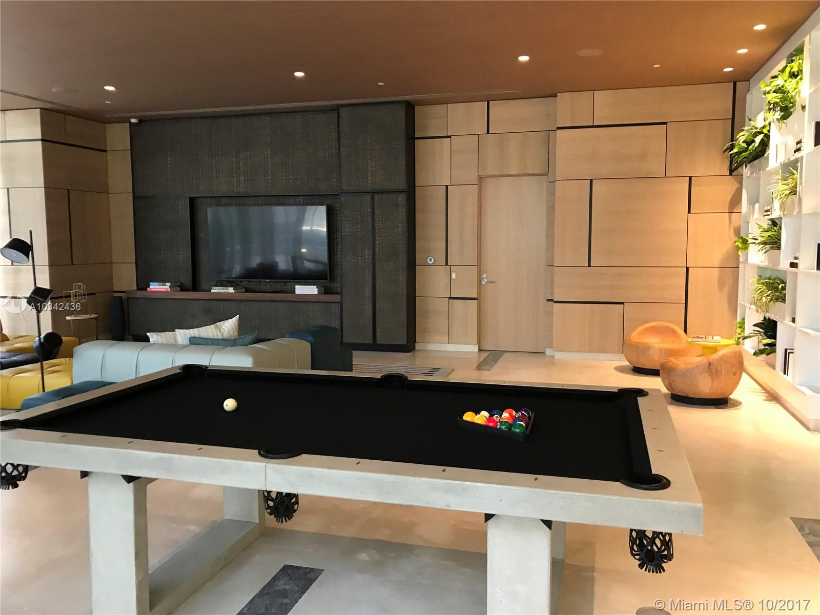 BRICKELL HEIGHTS EAST CON - Residential Lease