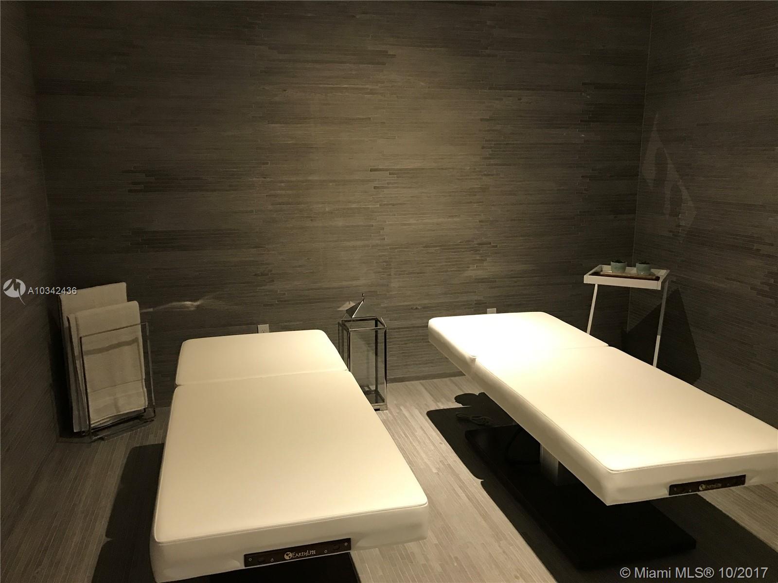 BRICKELL HEIGHTS EAST CON - Residential Lease