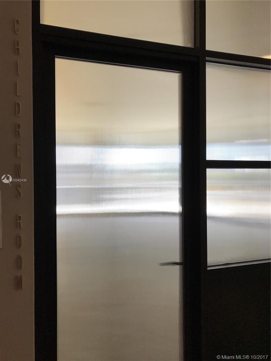 BRICKELL HEIGHTS EAST CON - Residential Lease