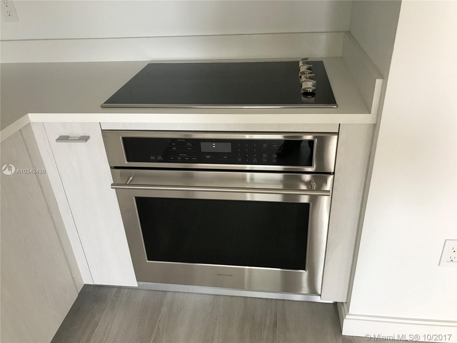 BRICKELL HEIGHTS EAST CON - Residential Lease