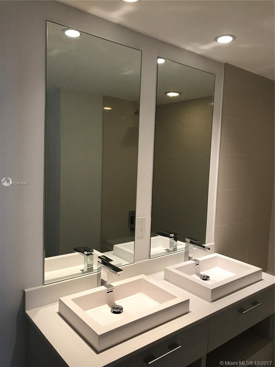 BRICKELL HEIGHTS EAST CON - Residential Lease