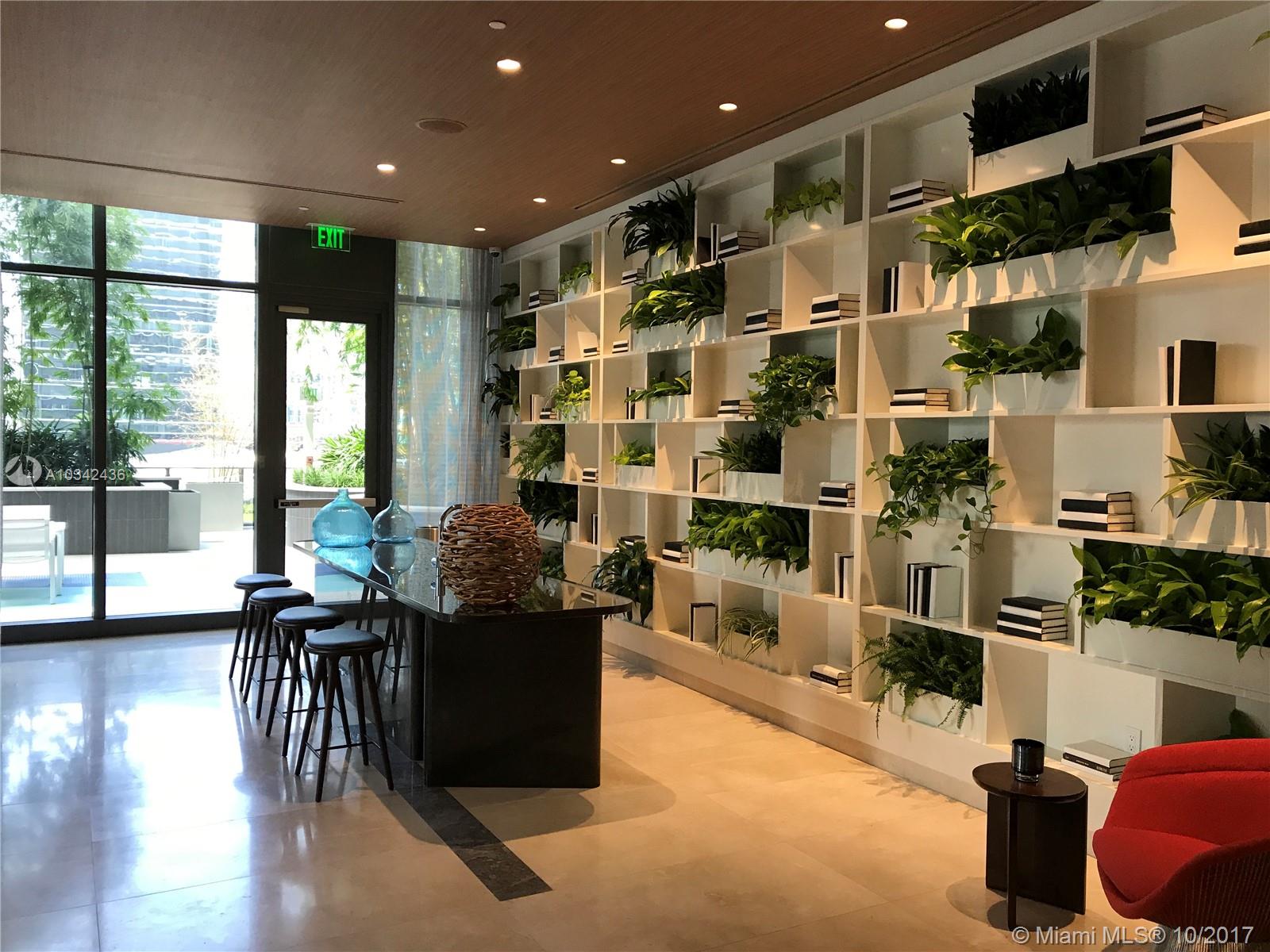 BRICKELL HEIGHTS EAST CON - Residential Lease