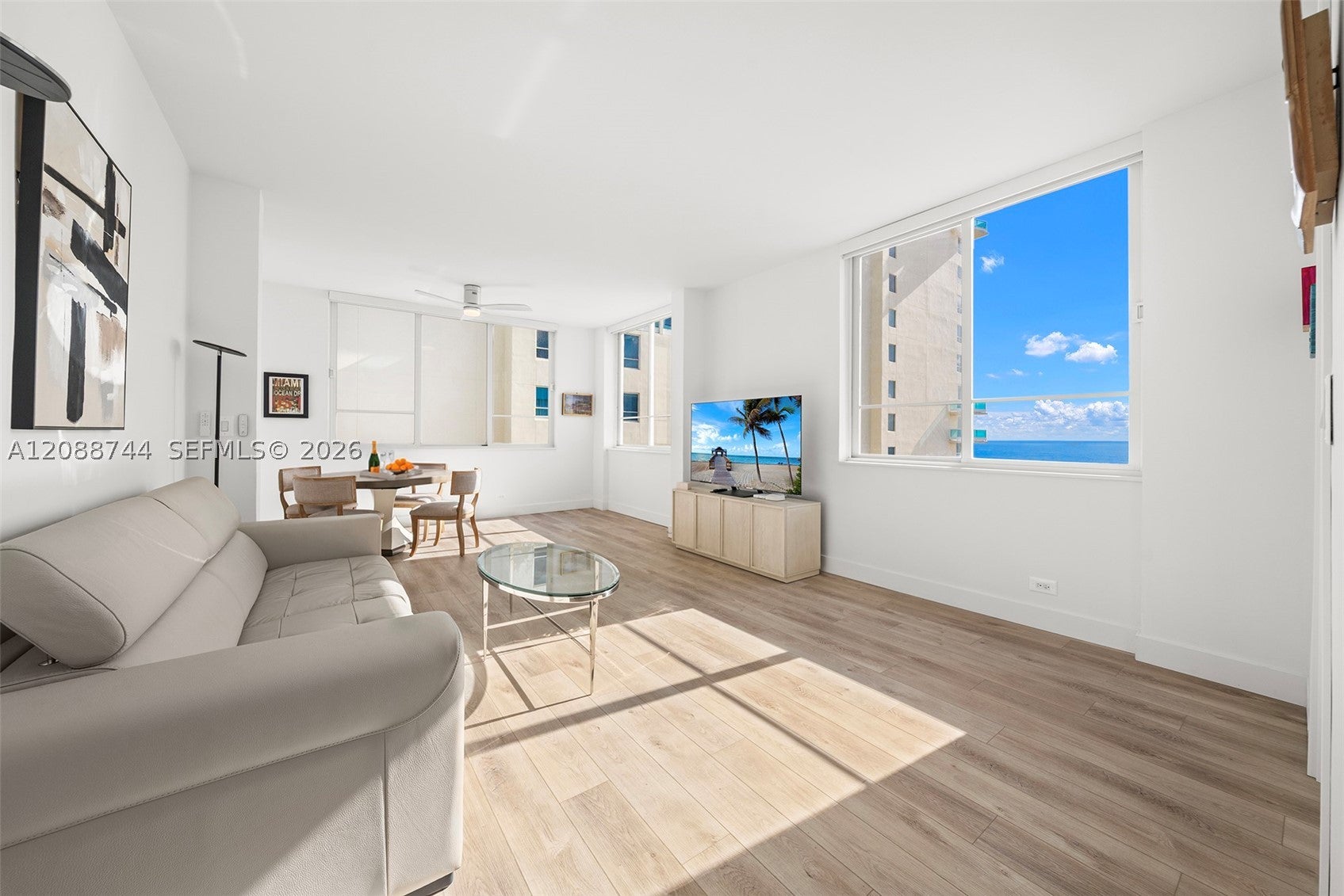 5005 Collins Ave 1525