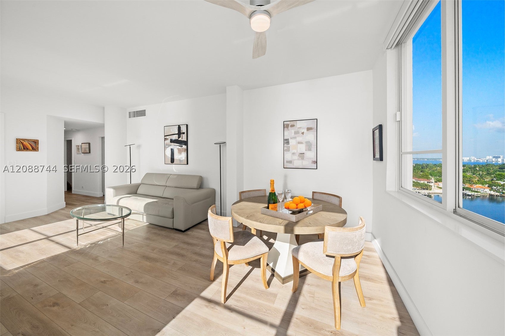 5005 Collins Ave 1525