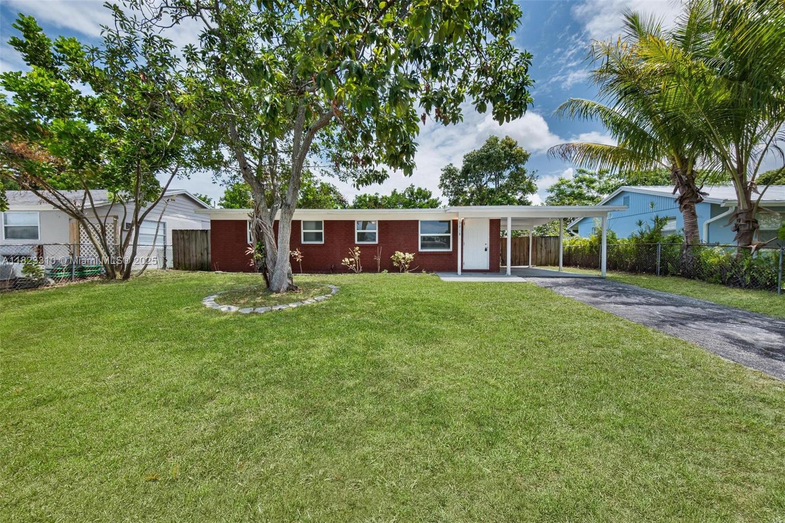 3818 Everglades Rd
