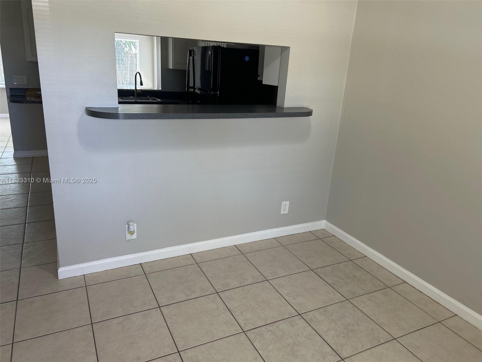 PALM BEACH CABANA COLONY - Residential