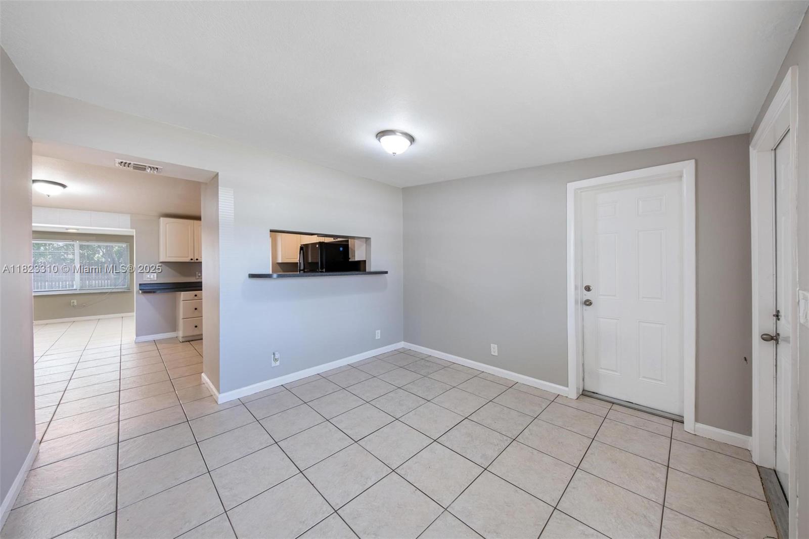 PALM BEACH CABANA COLONY - Residential