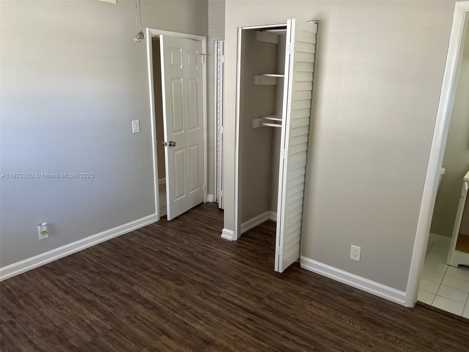 PALM BEACH CABANA COLONY - Residential