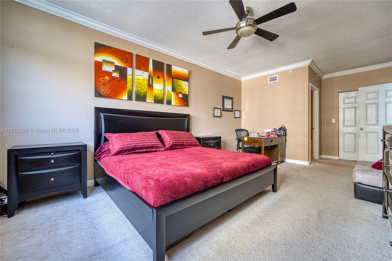 DUO CONDOMINIUM EAST - Residential