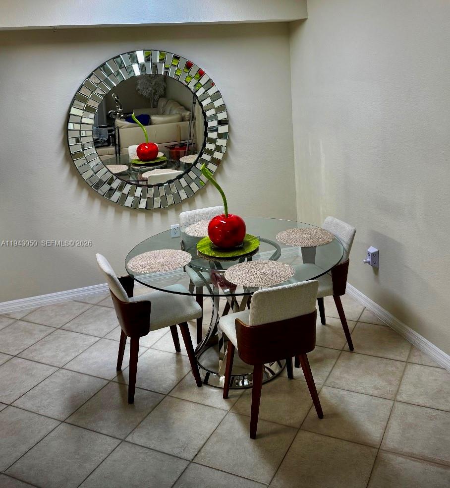 VILLAS AT EMERALD DUNES C - Residential