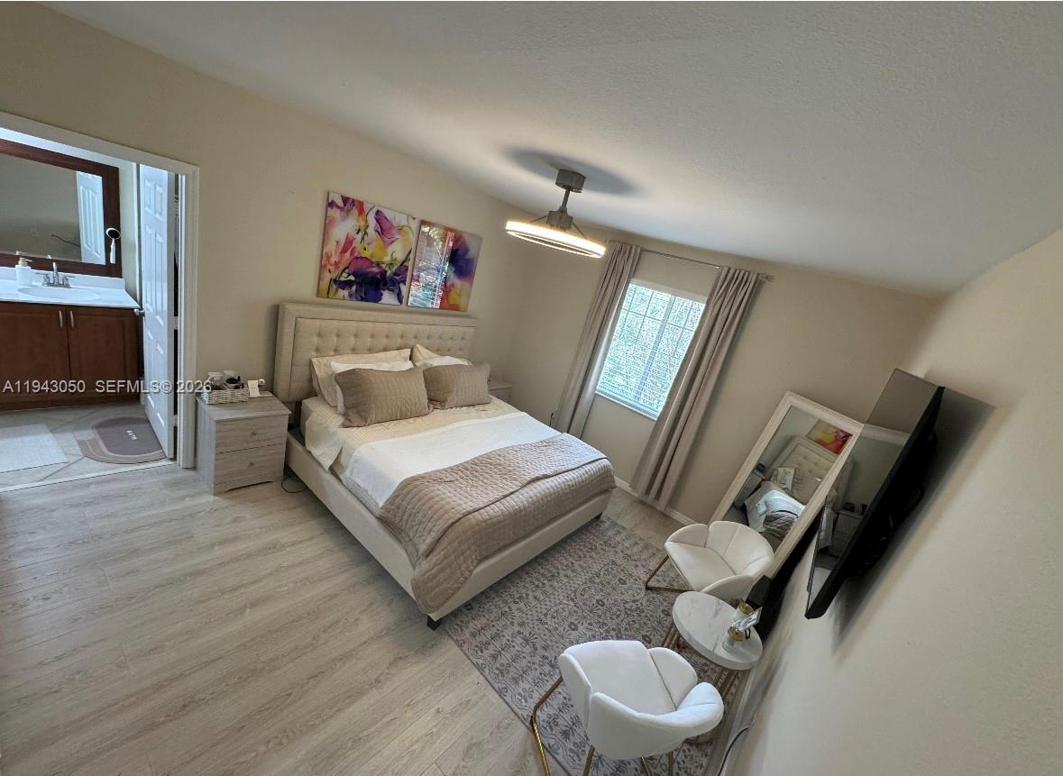 VILLAS AT EMERALD DUNES C - Residential