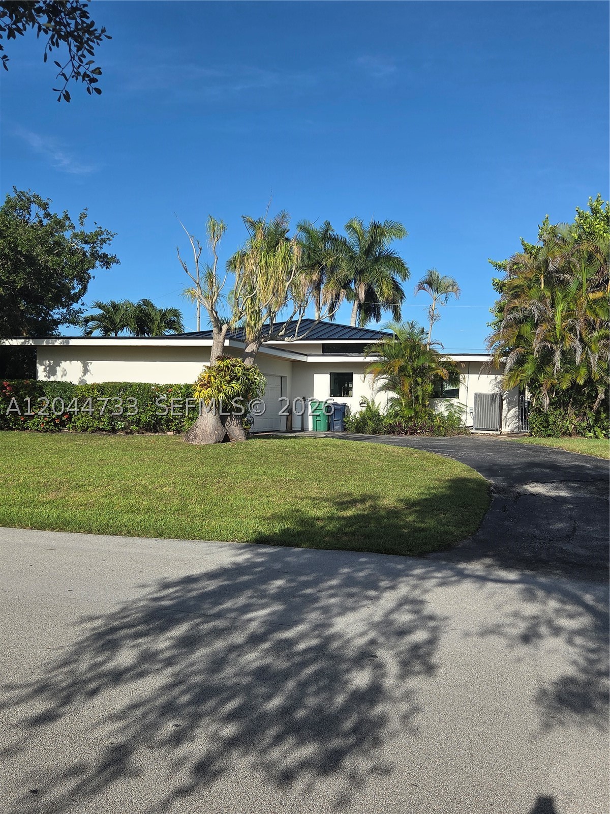 8880 SW 149th St