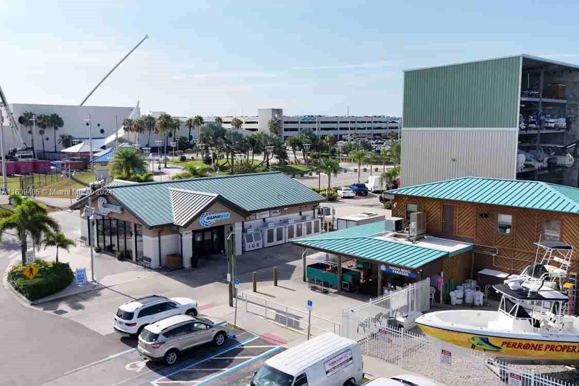 Broadview Manor - Residential