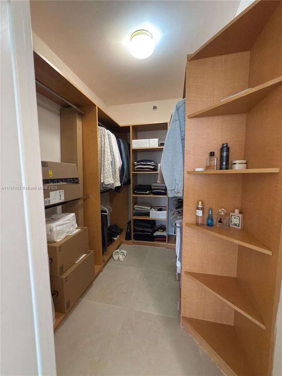 JOCKEY CLUB III CONDO - Residential Lease