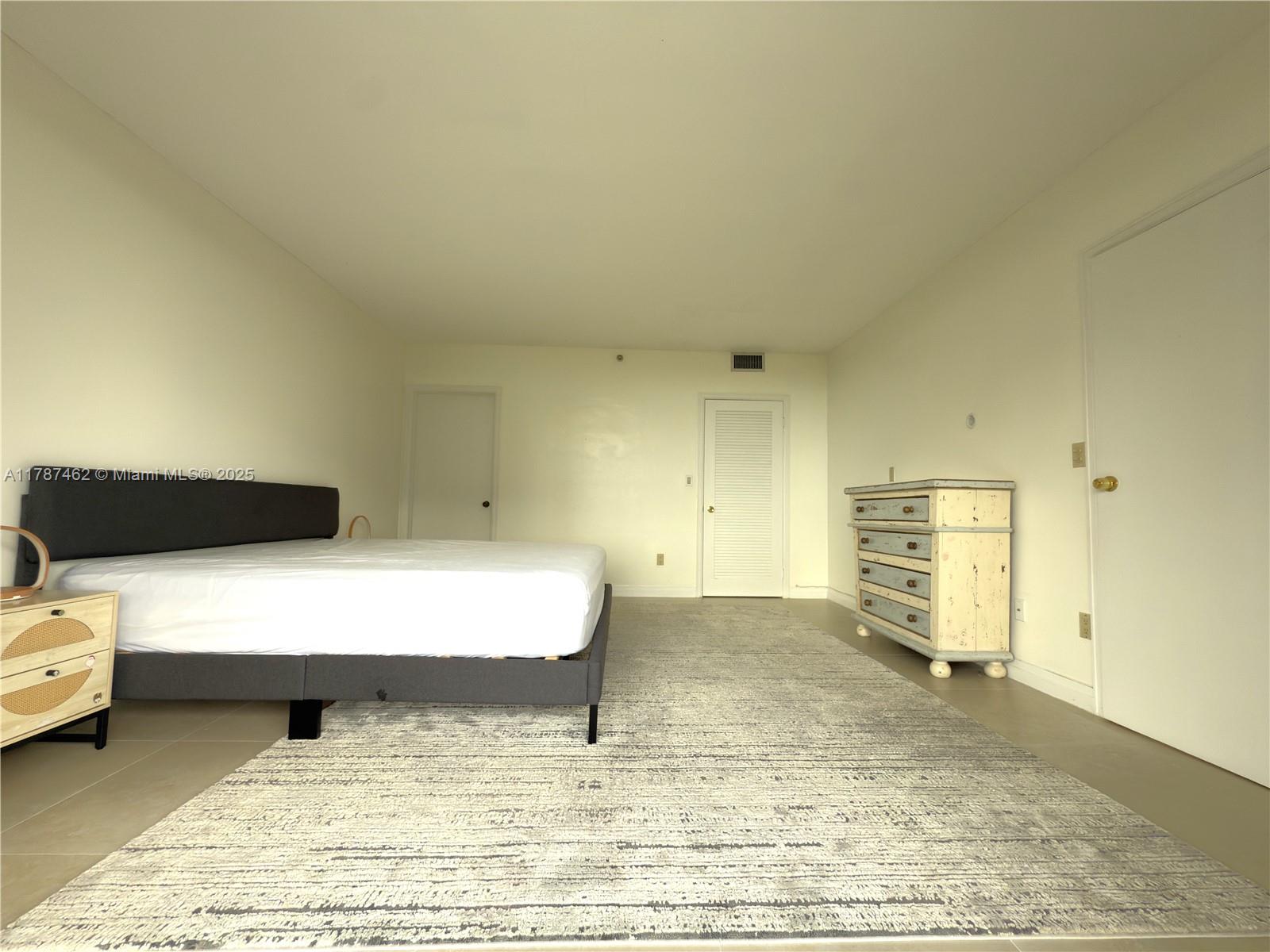 JOCKEY CLUB III CONDO - Residential Lease