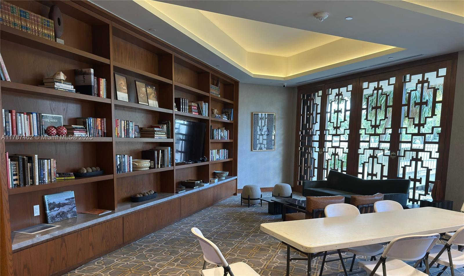 JOCKEY CLUB III CONDO - Residential Lease