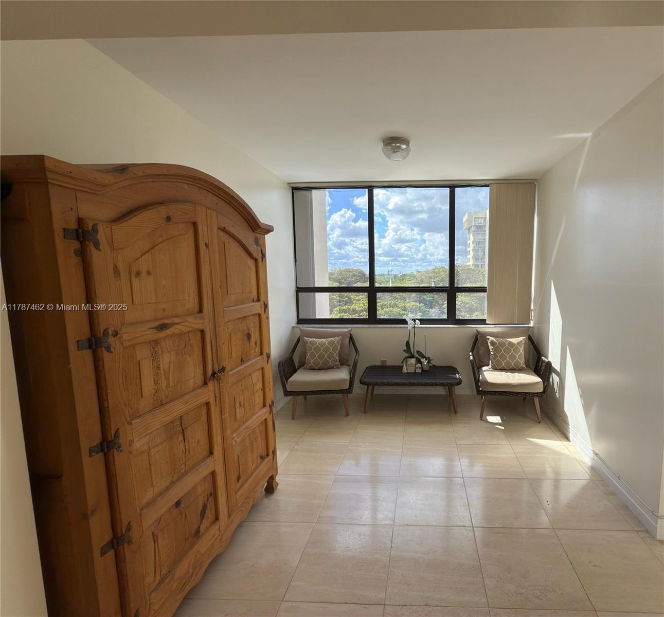 JOCKEY CLUB III CONDO - Residential Lease