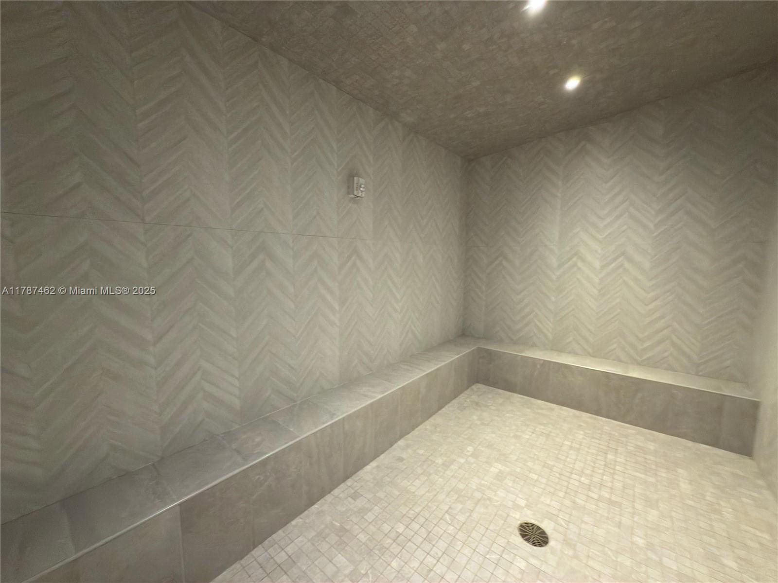 JOCKEY CLUB III CONDO - Residential Lease