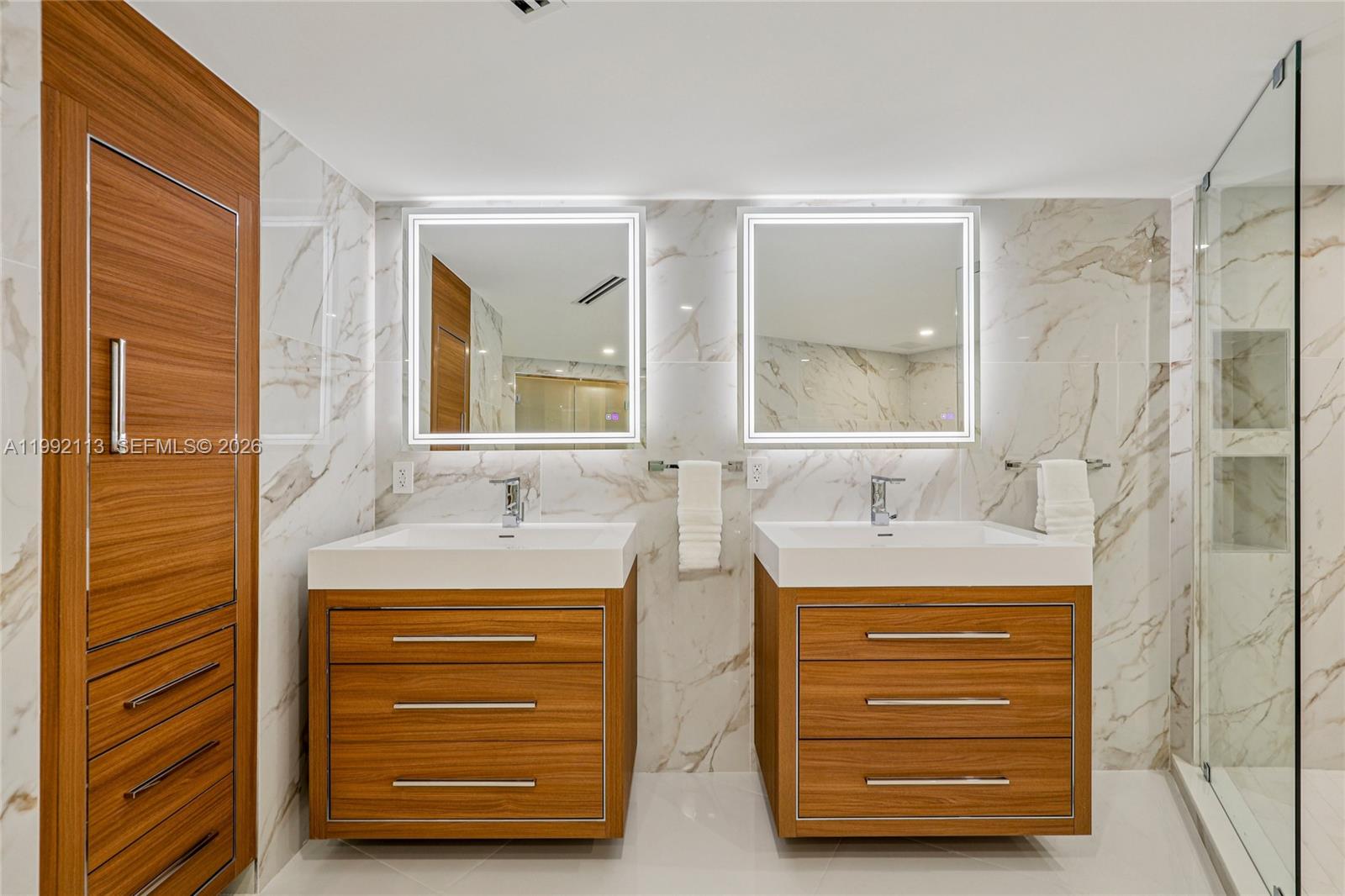 FIFTY SIX-SIXTY COLLINS A - Residential