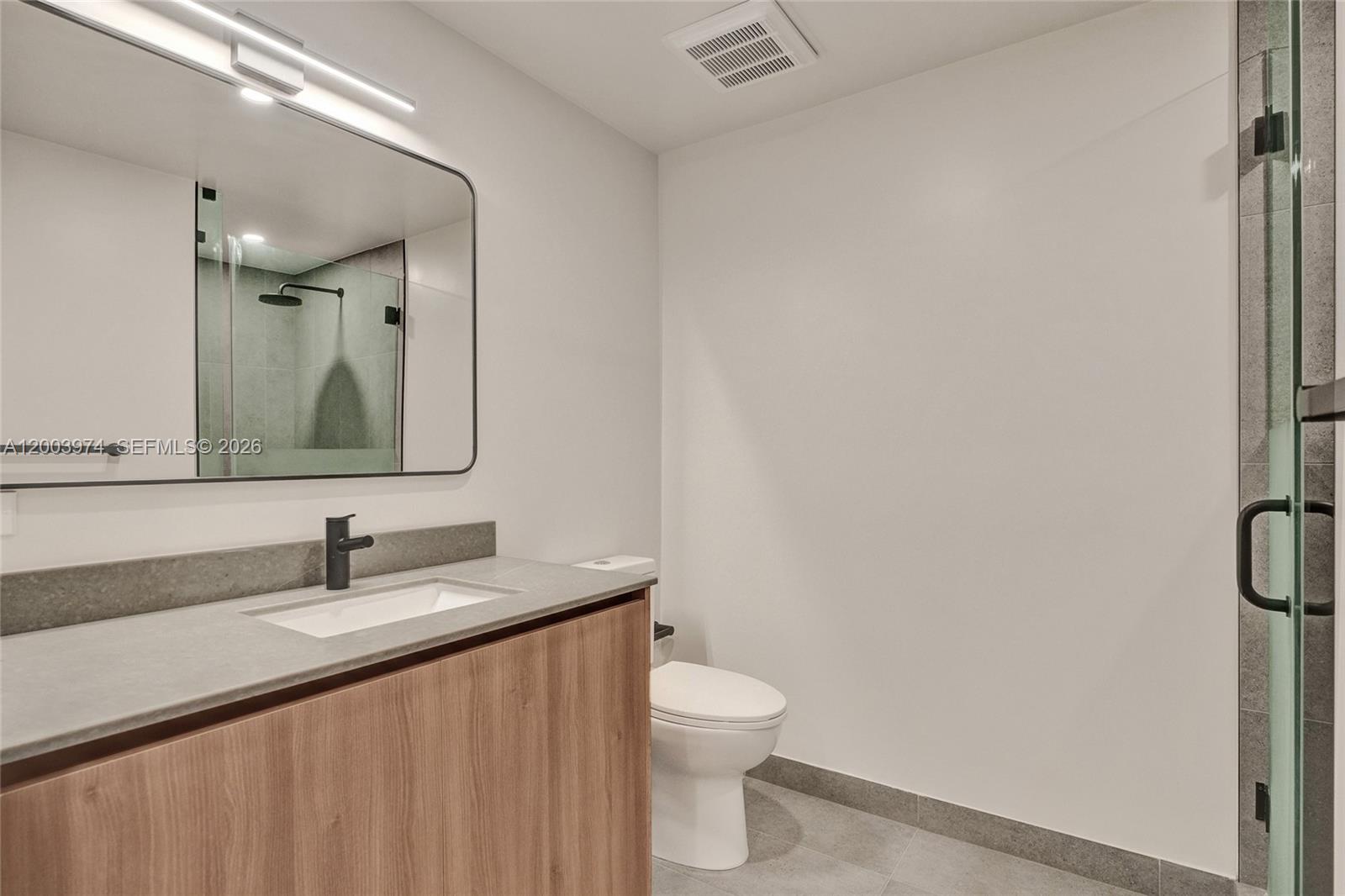 121 NE 5th Street 807