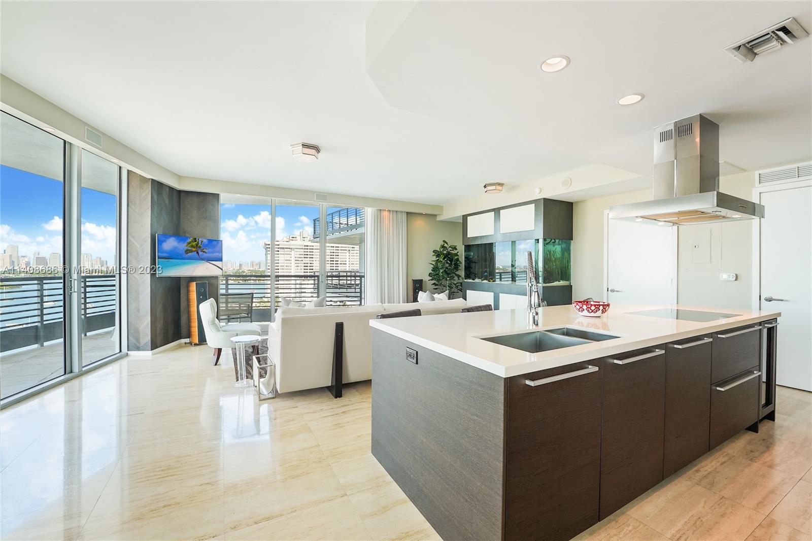 CAPRI SOUTH BEACH CONDO - Residential