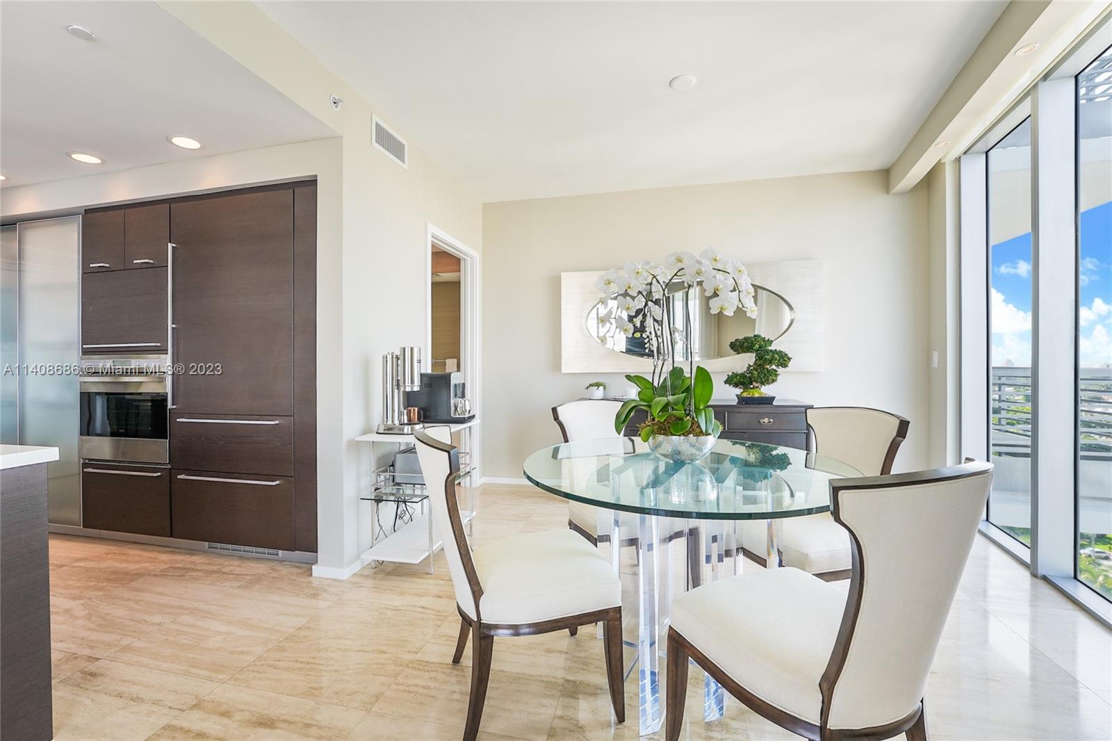 CAPRI SOUTH BEACH CONDO - Residential