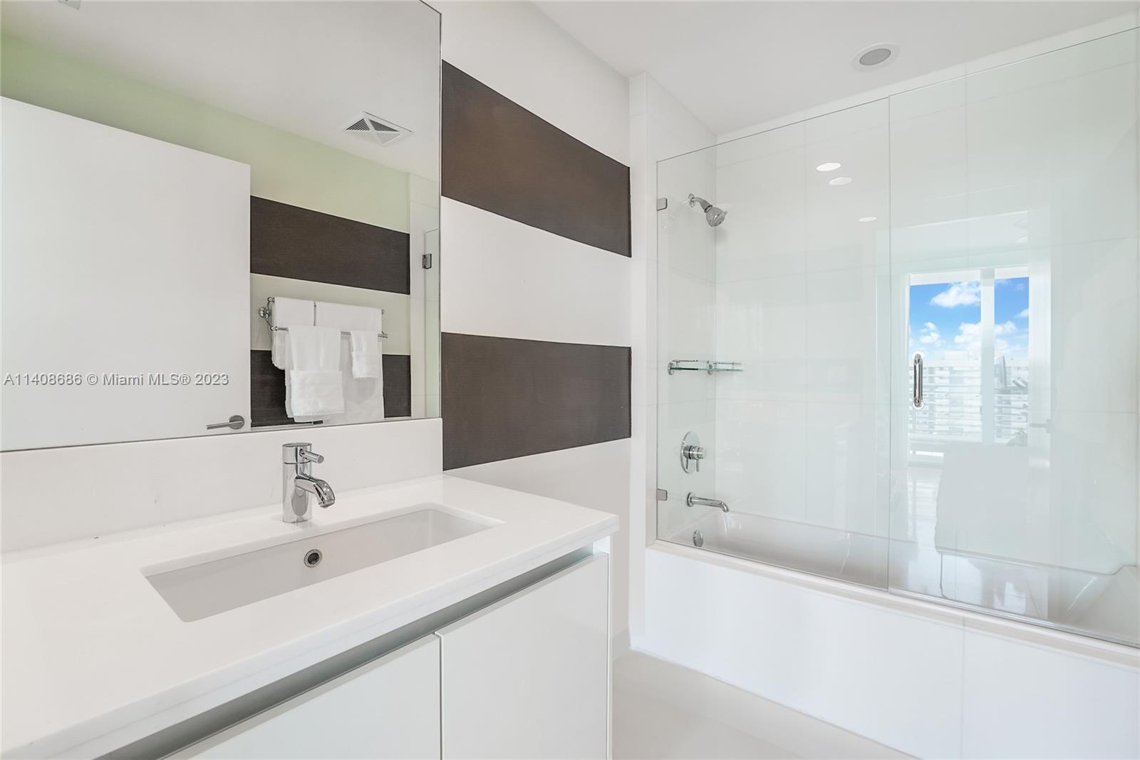 CAPRI SOUTH BEACH CONDO - Residential