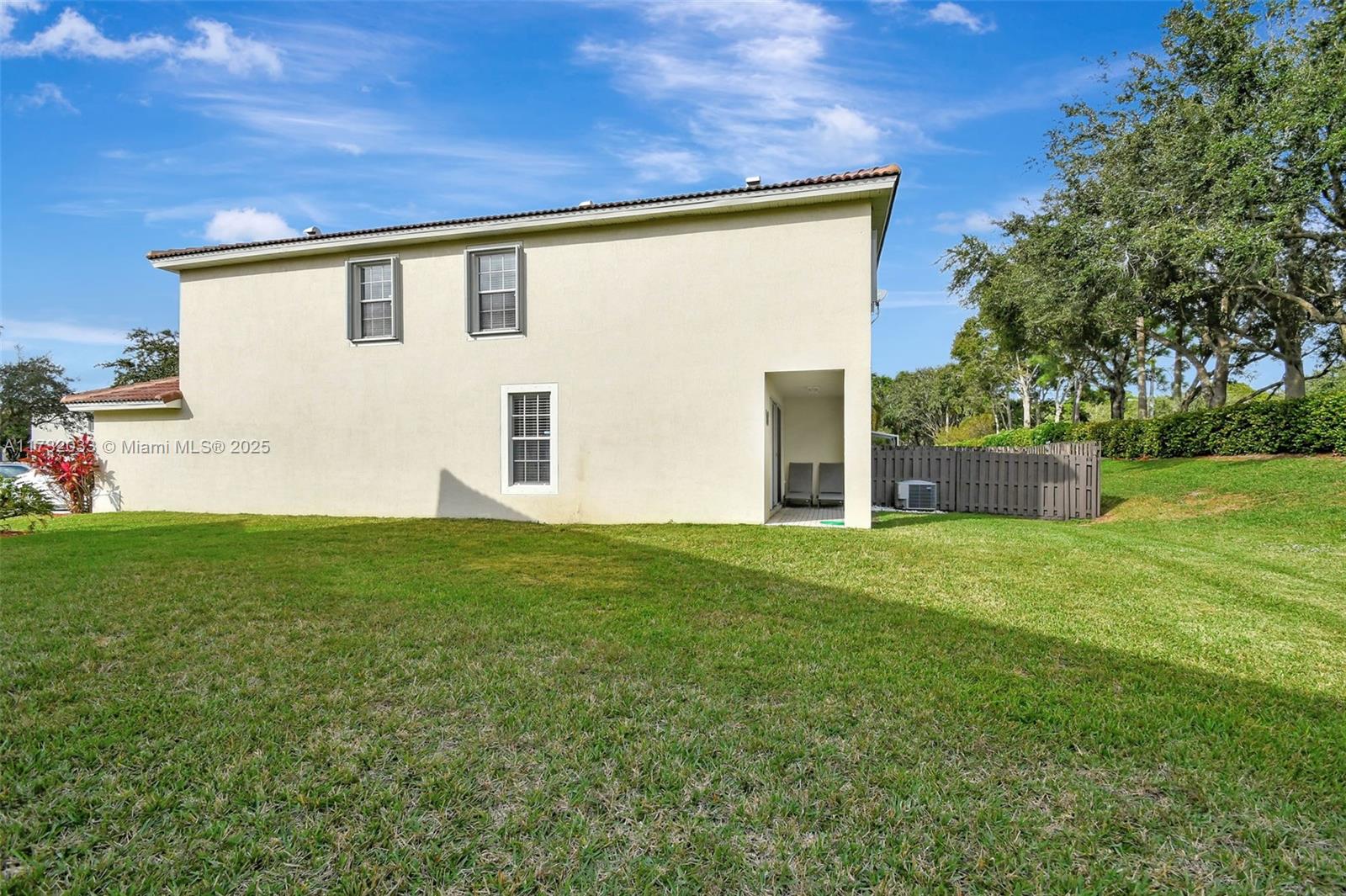 MELROSE PUD VERONA LAKES - Residential Lease