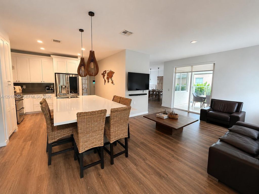 Photo of 709 Bald Cypress Rd, Weston, FL 33327 (MLS # A12018158)
