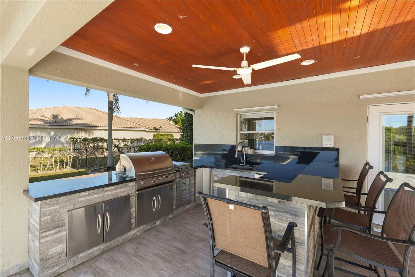 POD 5 AT MONARCH LAKES - Residential