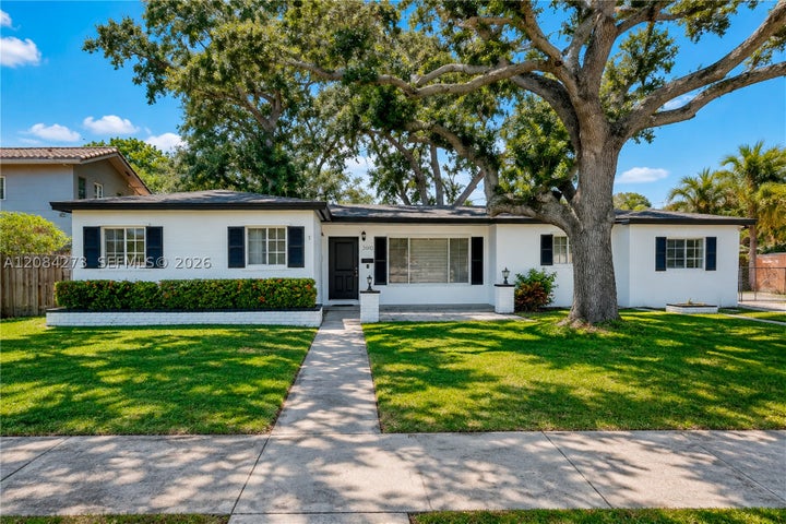 Photo 1 of 19 — 3610 SW 106th Ave, Miami, FL 33165