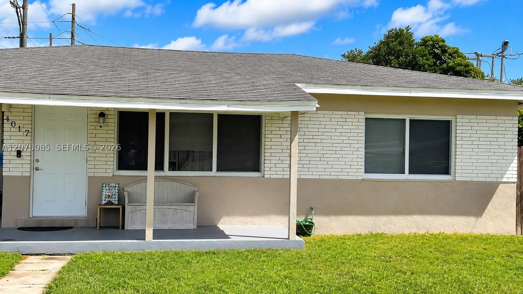 Photo of 4017 SW 20th St, West Park, FL 33023 (MLS # A12078085)