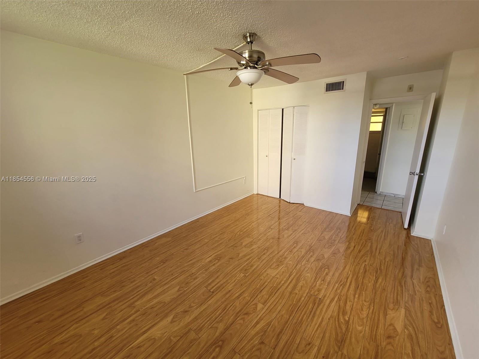 16400 NE 17th Ave 206